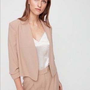Aritzia Babaton Power Short Blazer